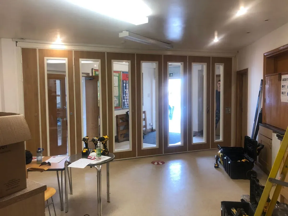 Descriptive text for the image