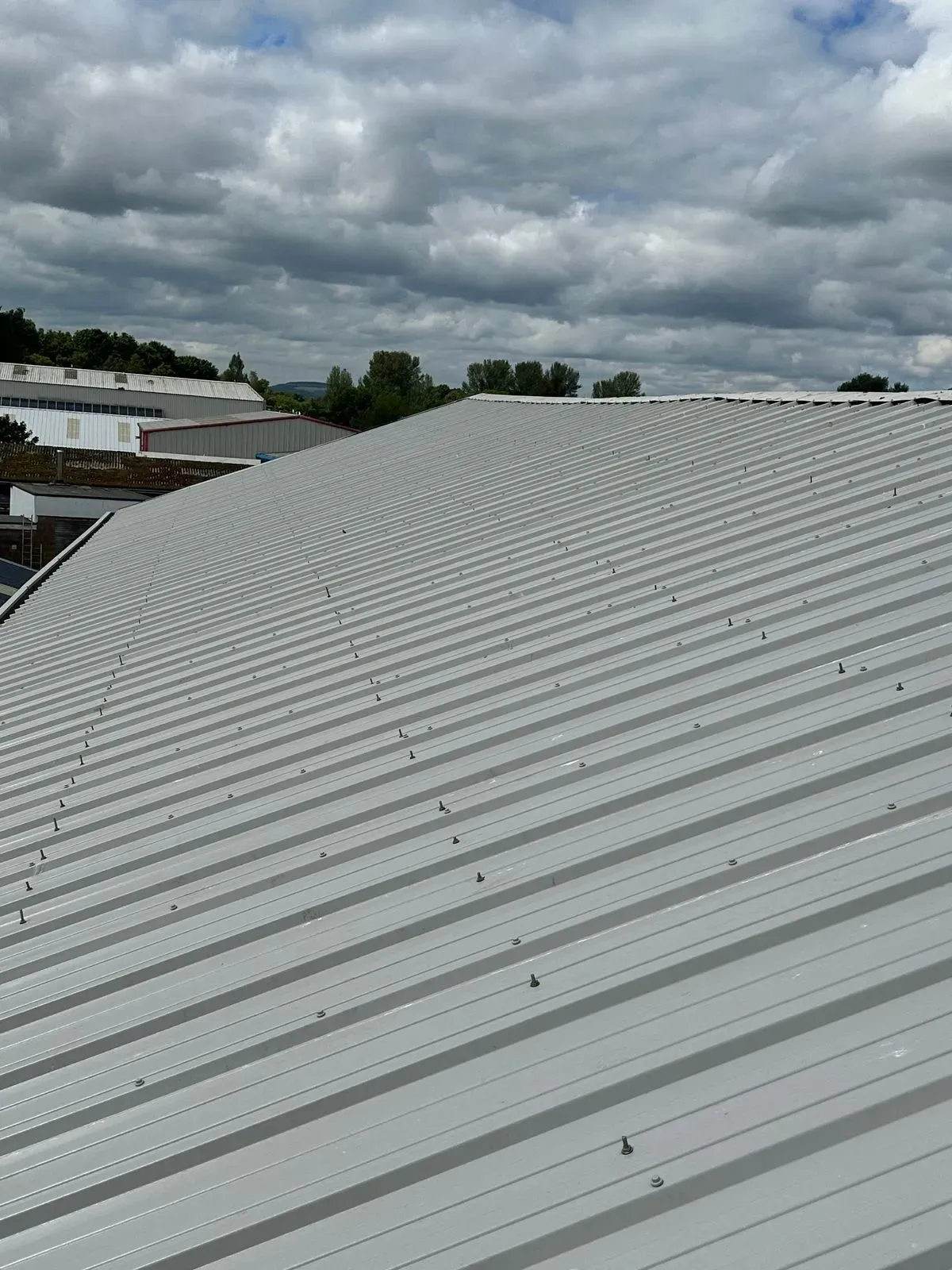 Metal roof installation image background image