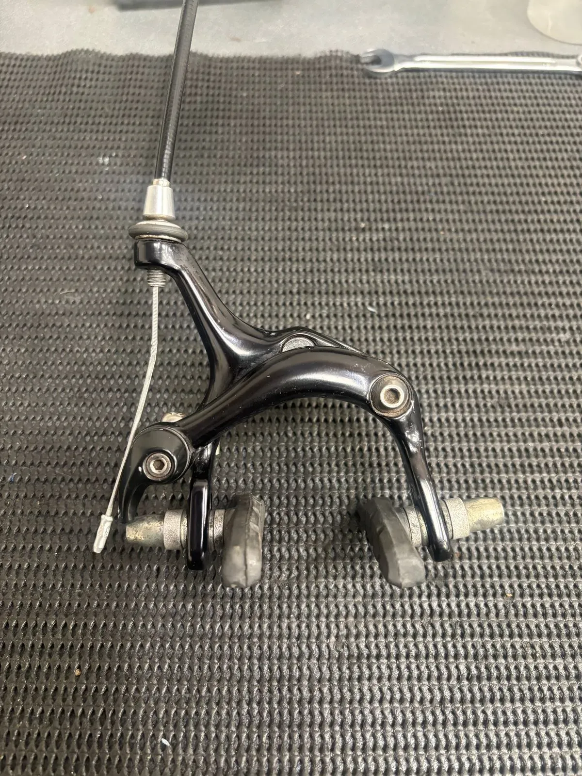 Brake adjustments image background image