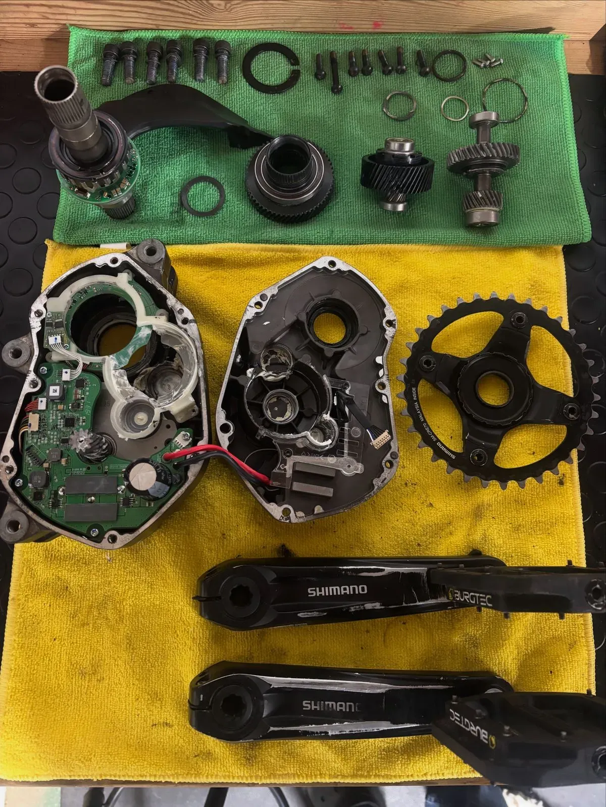 E Bike Motor Rebuild Image background image