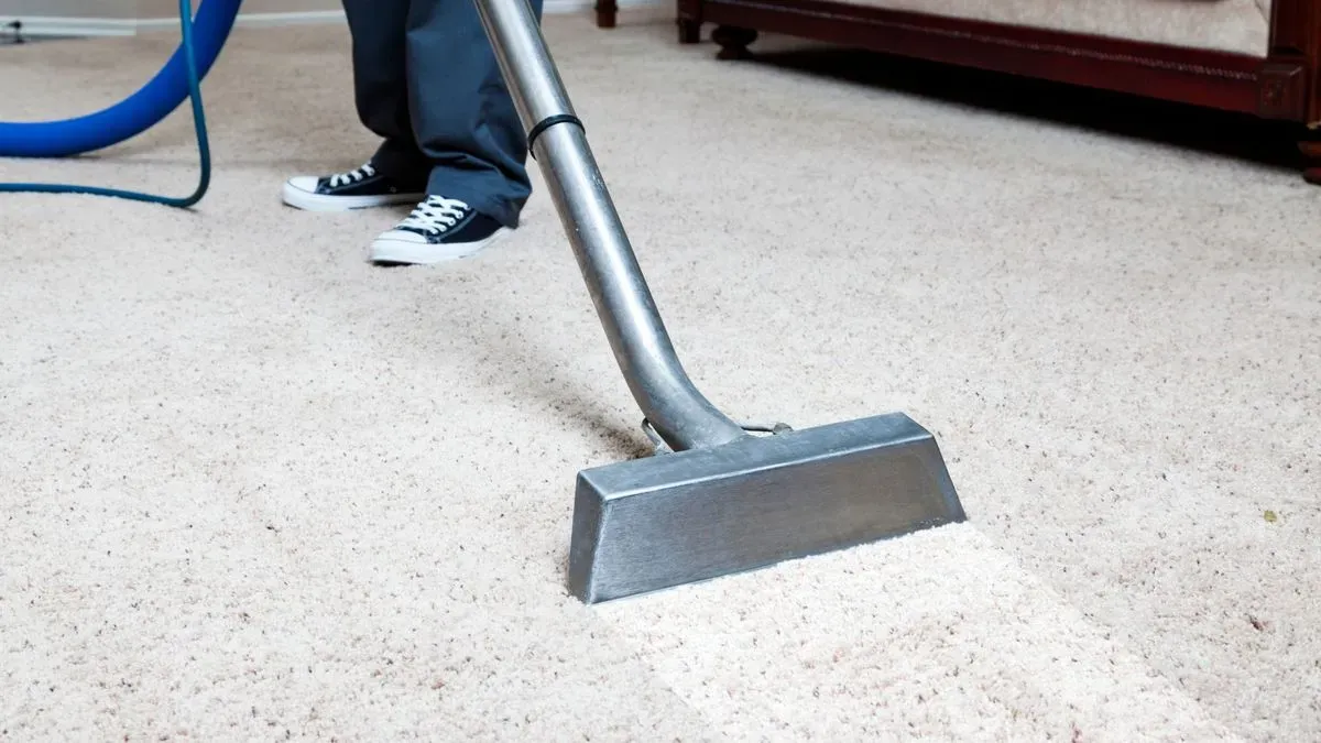 End of tenancy cleaning team active in Bathford