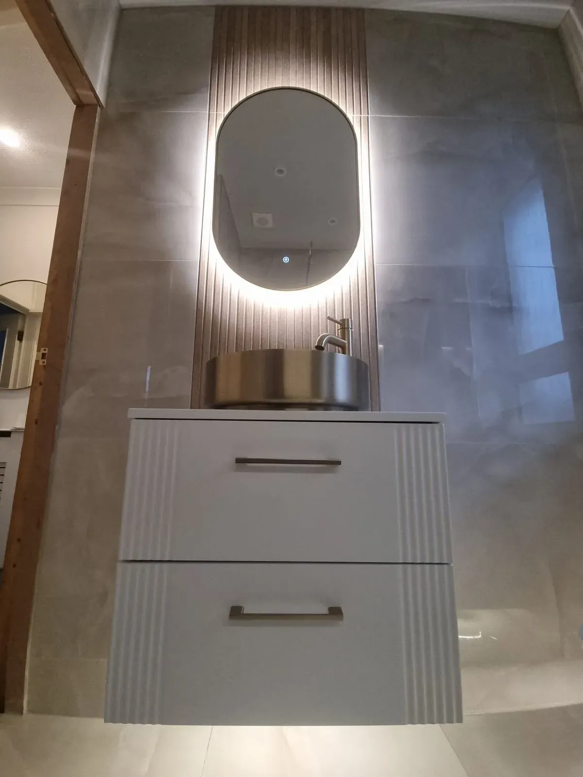 Descriptive text for the image