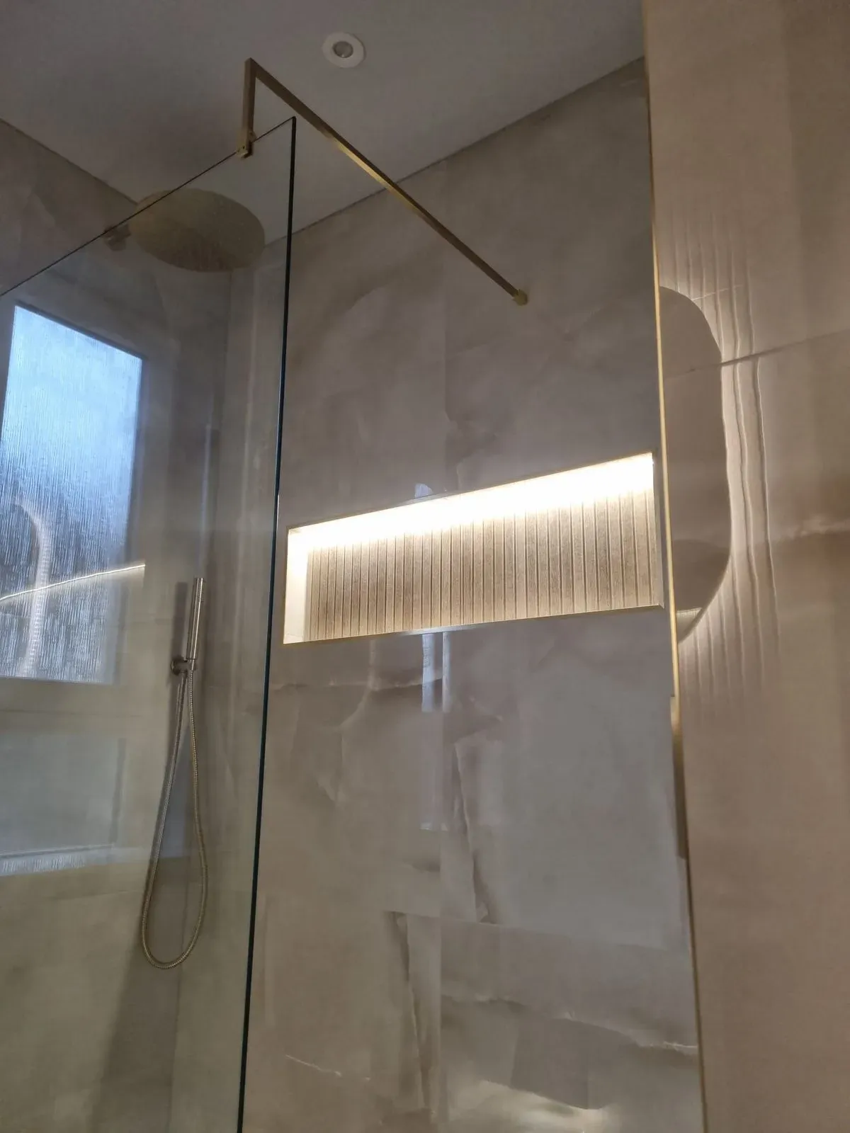 Descriptive text for the image