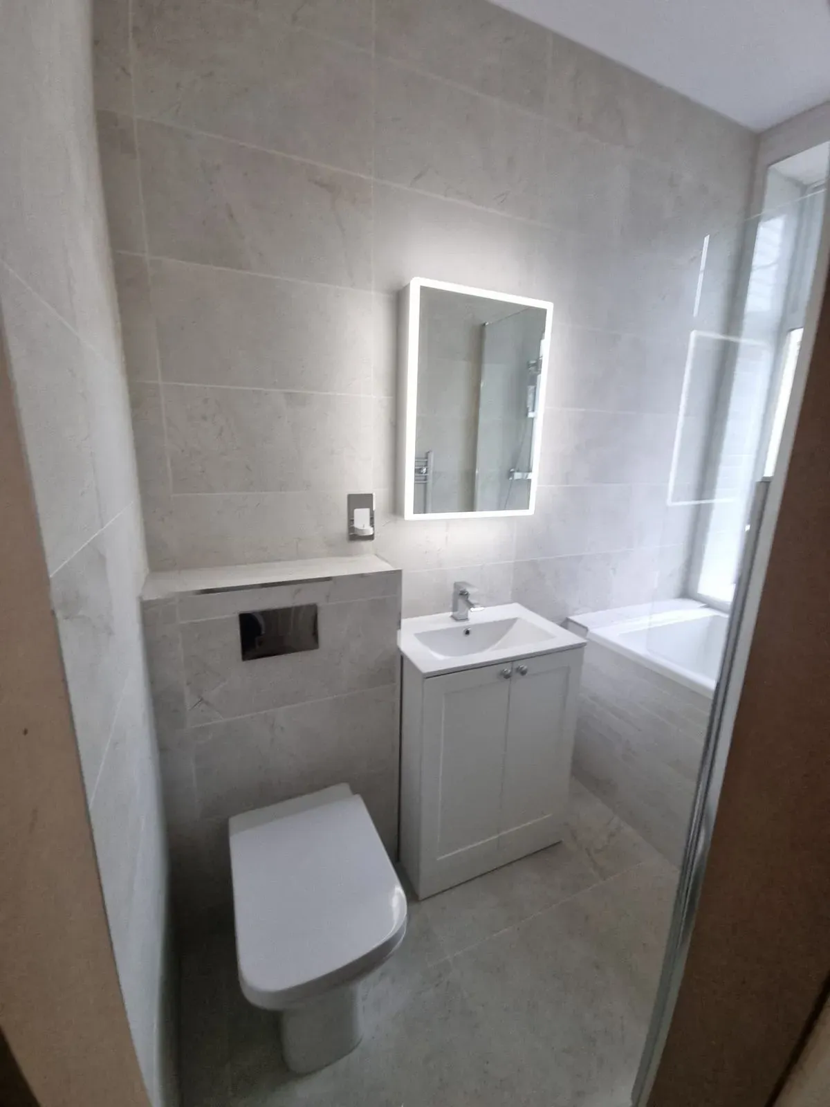 Descriptive text for the image