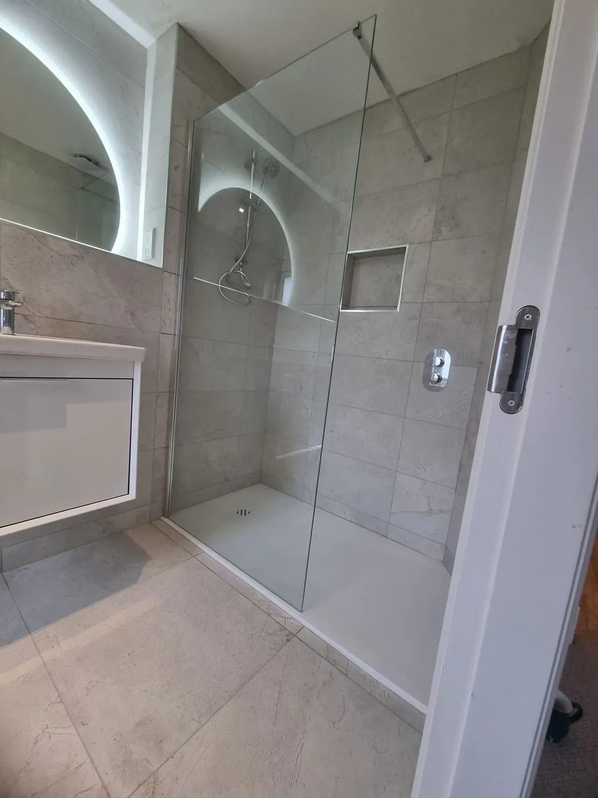 Descriptive text for the image