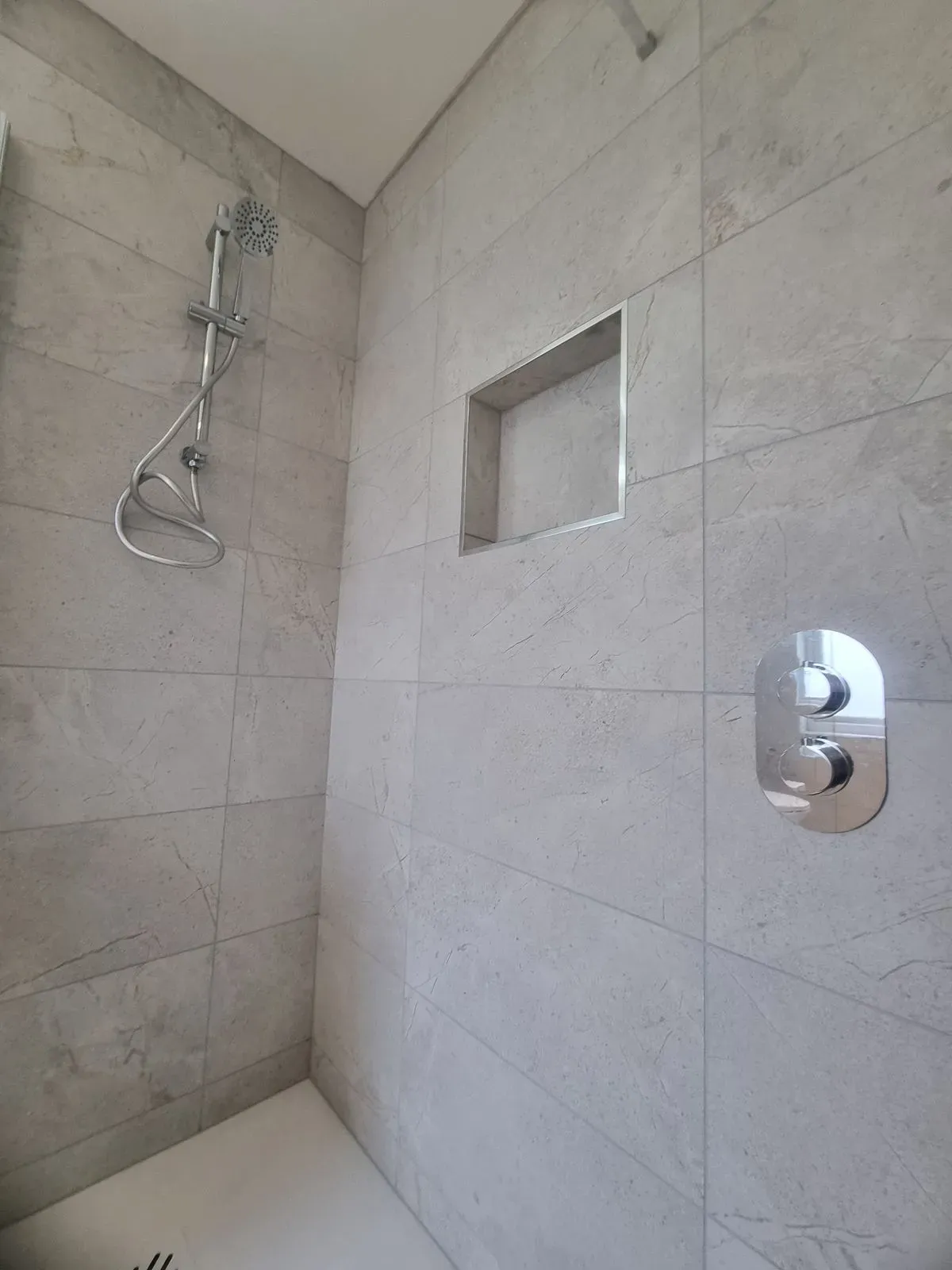 Descriptive text for the image