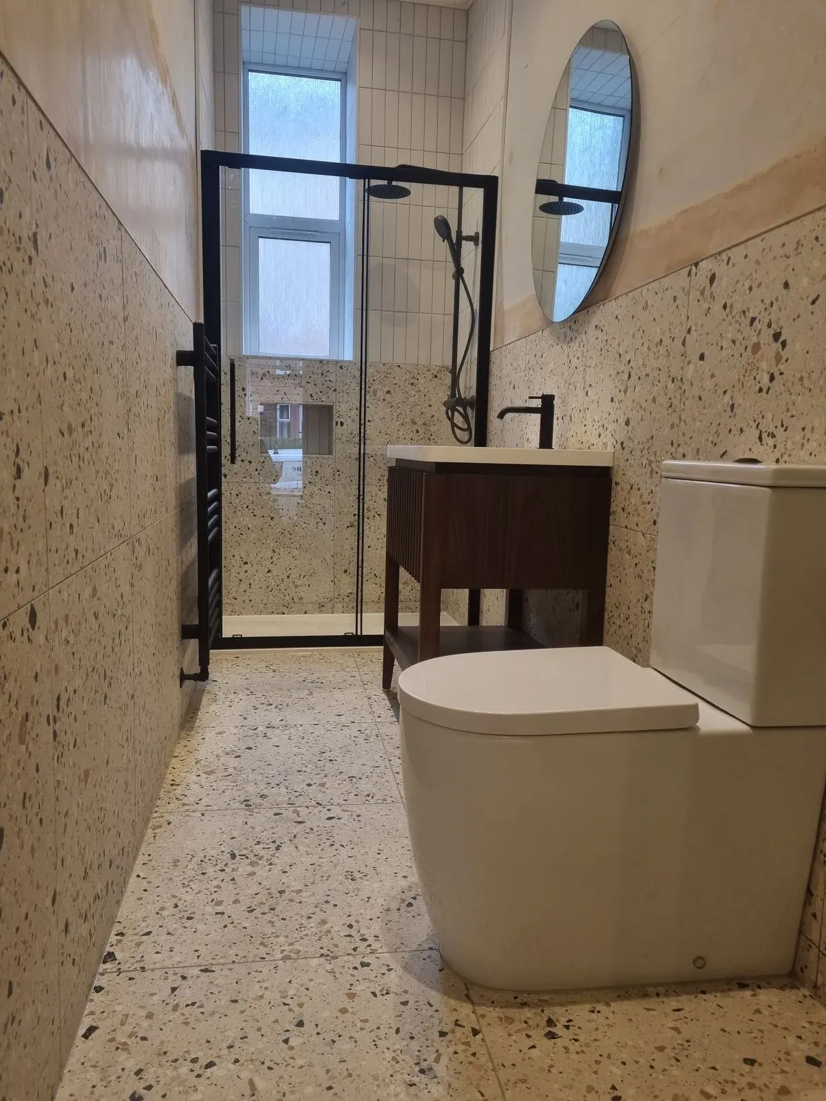 Descriptive text for the image