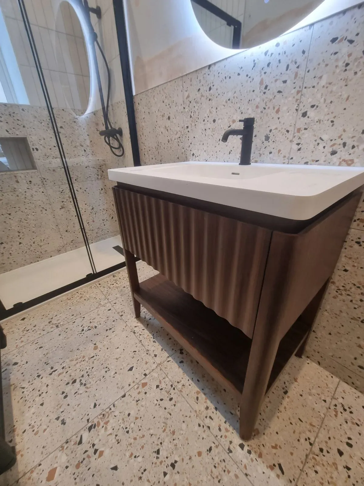 Descriptive text for the image