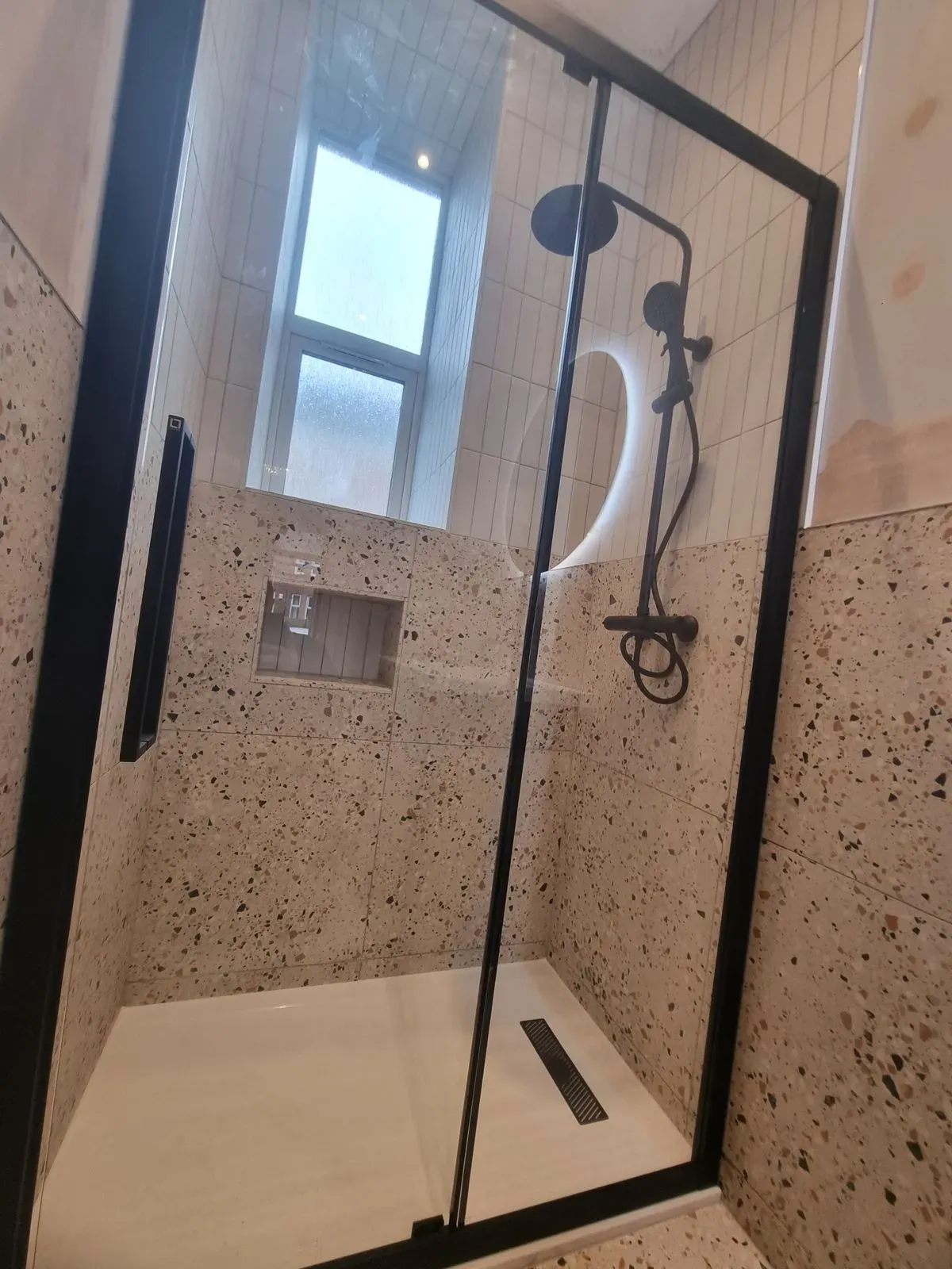 Descriptive text for the image