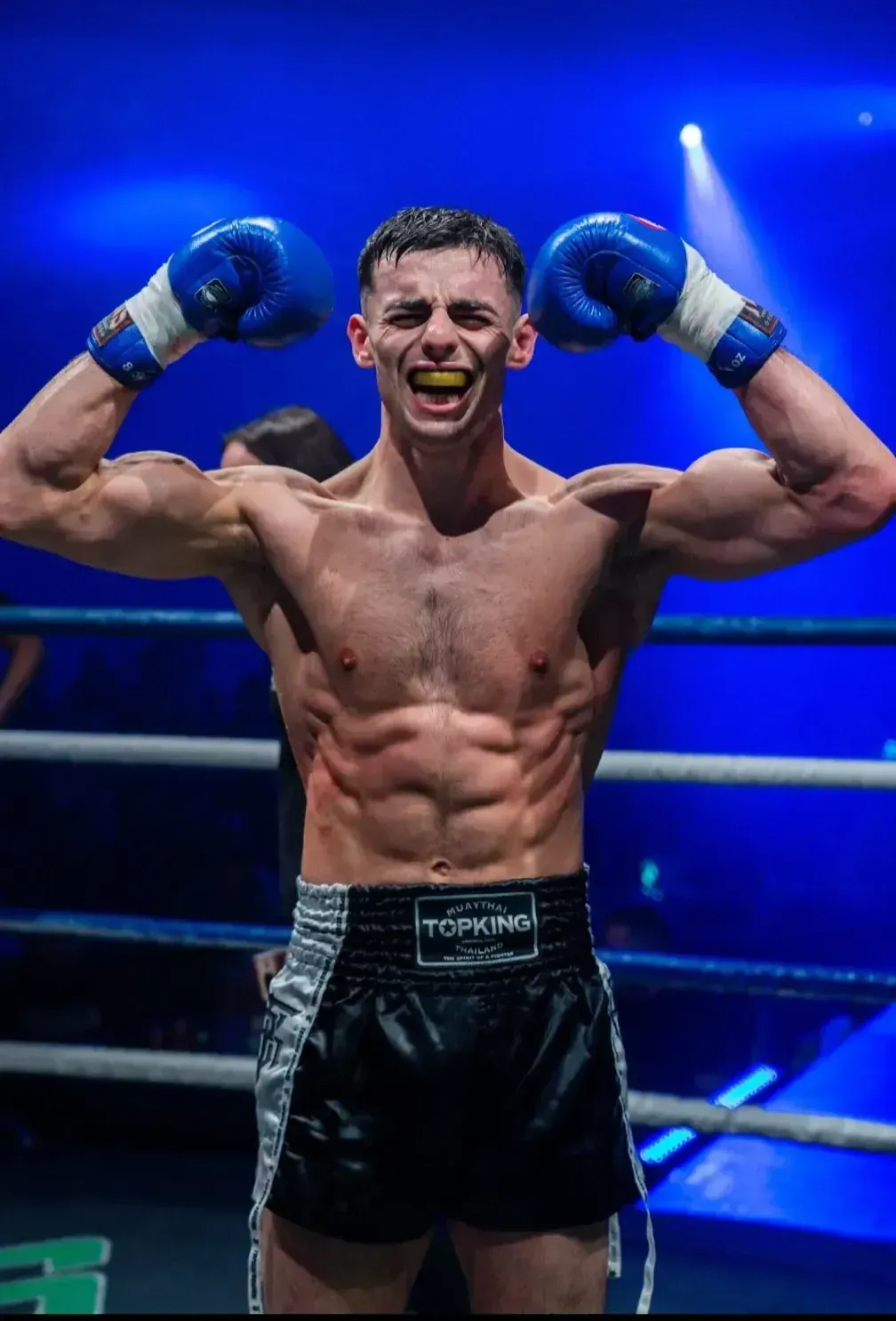 One-on-one strength and conditioning training image background image