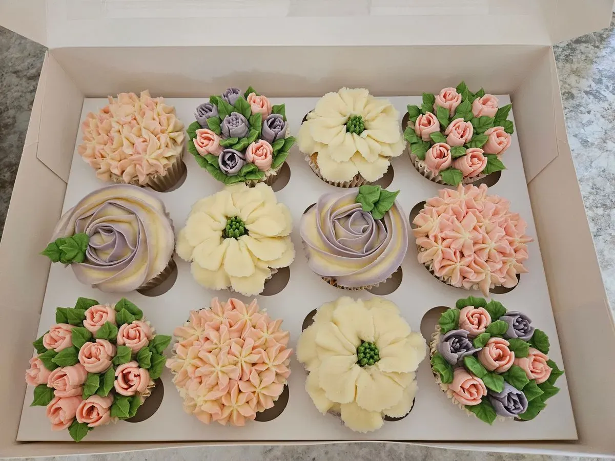 Cupcakes image background image