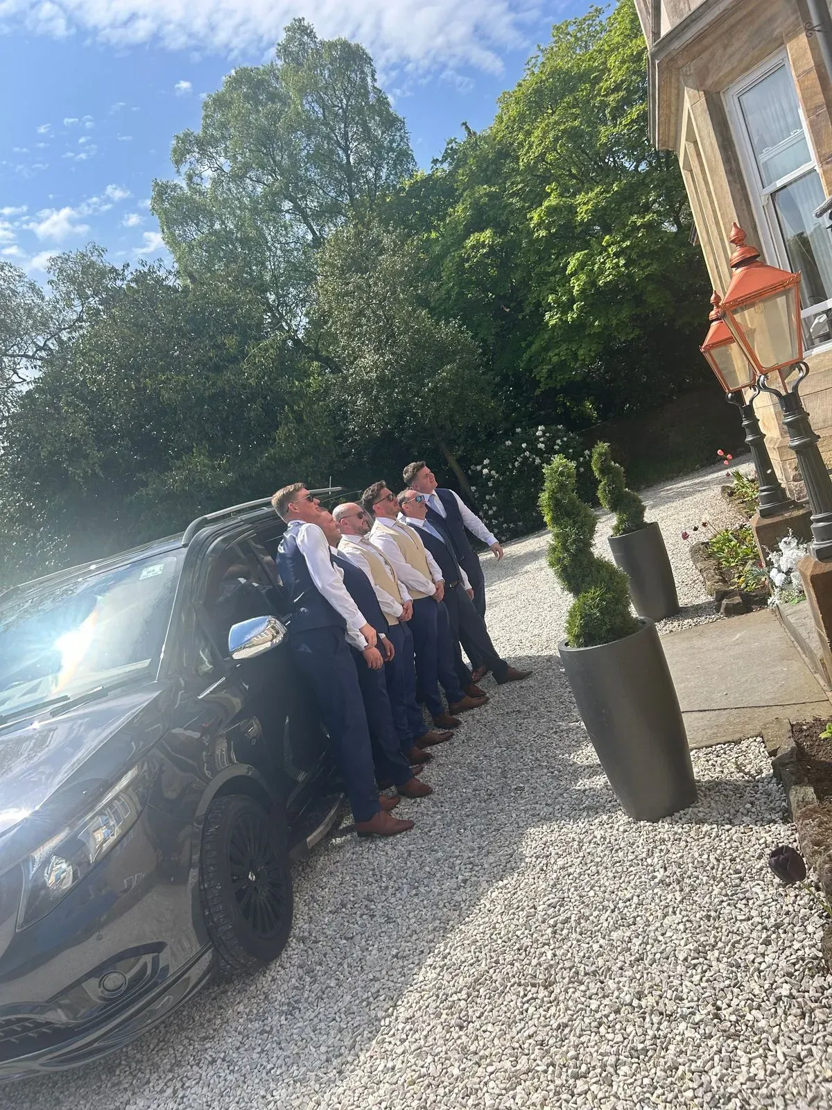 Wedding chauffeur services image background image