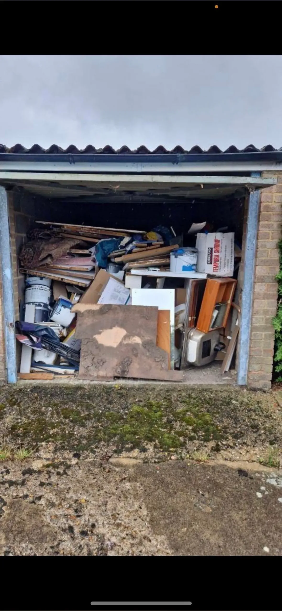 Household waste removal image background image