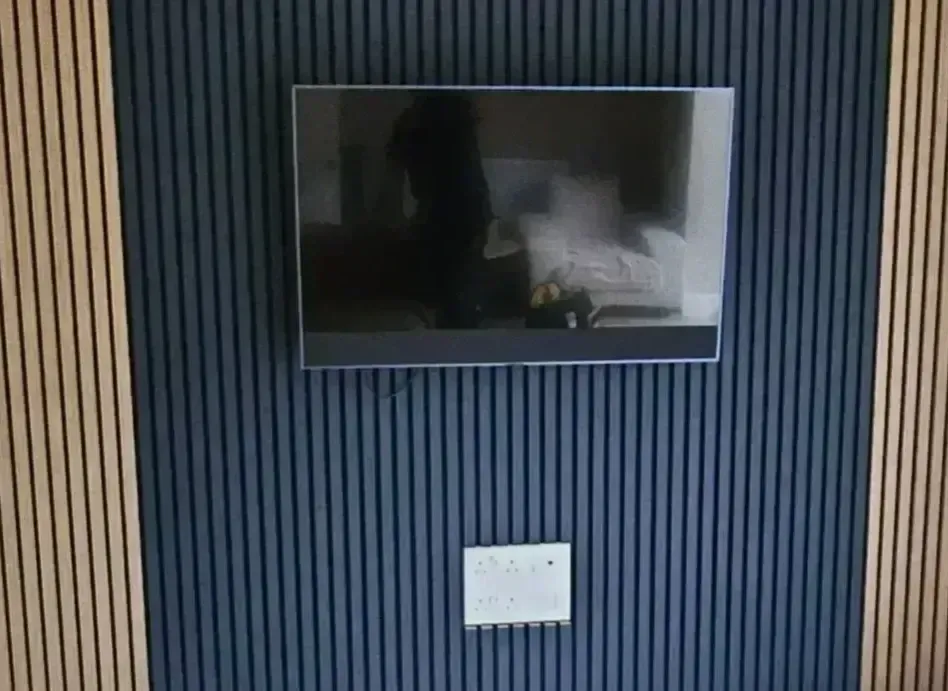 Hero image 1