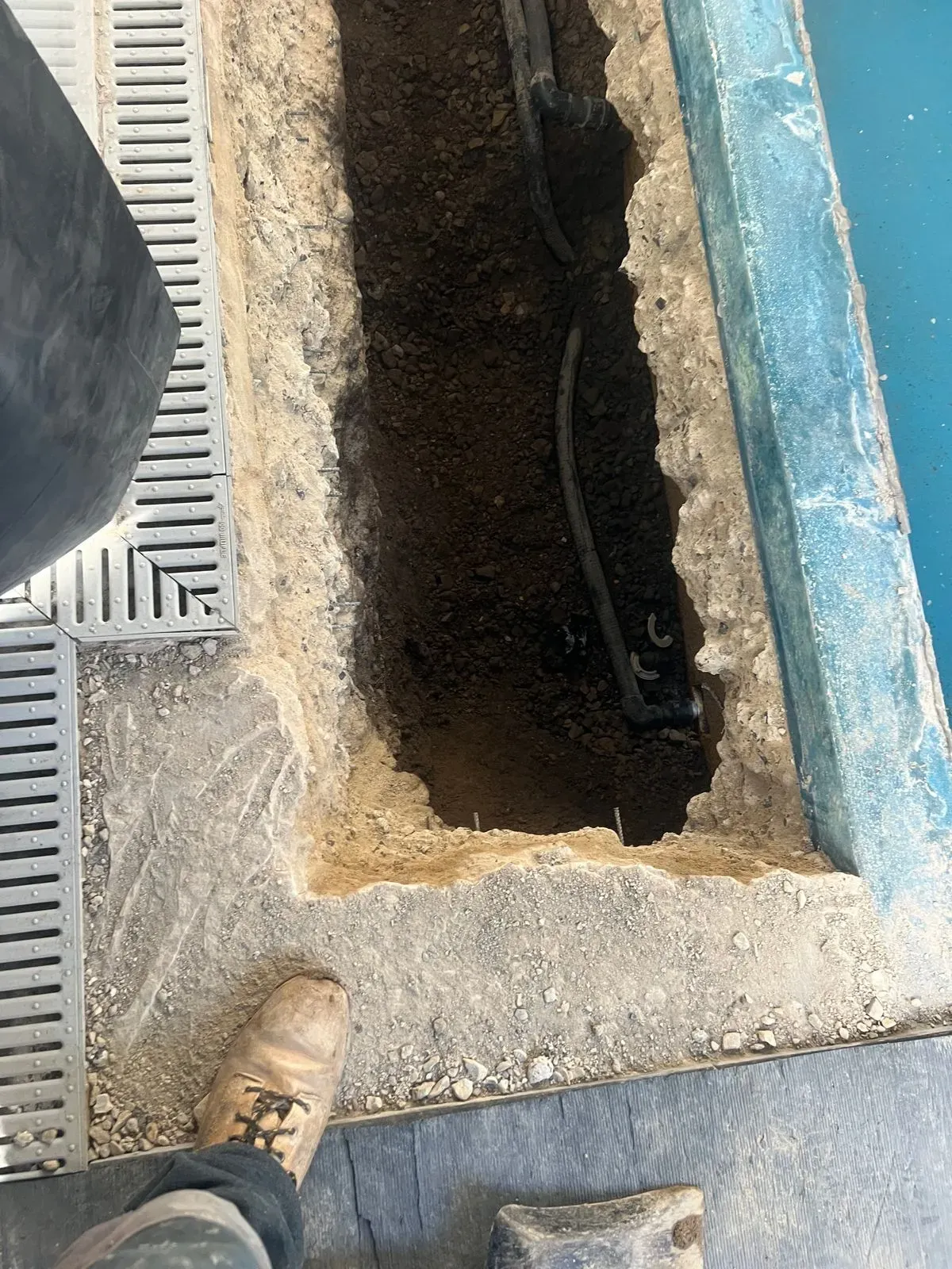 Leak detection and repair image background image