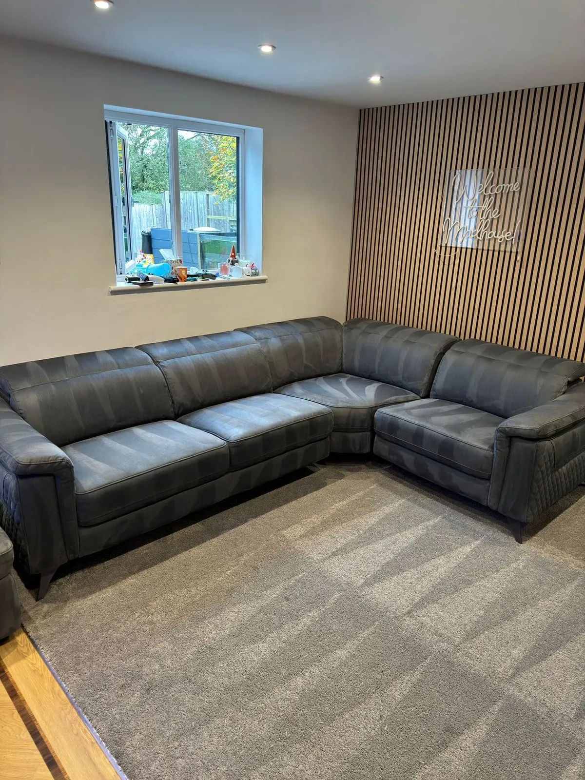 Carpet and Upholstery Cleaning image background image