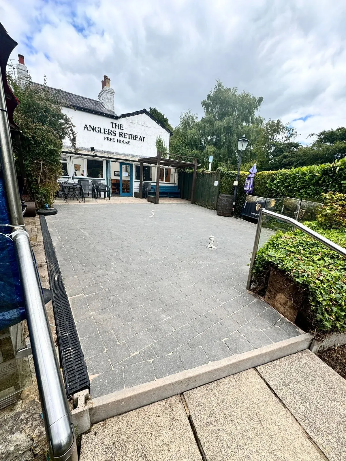 Driveway and Patio Pressure Washing image background image