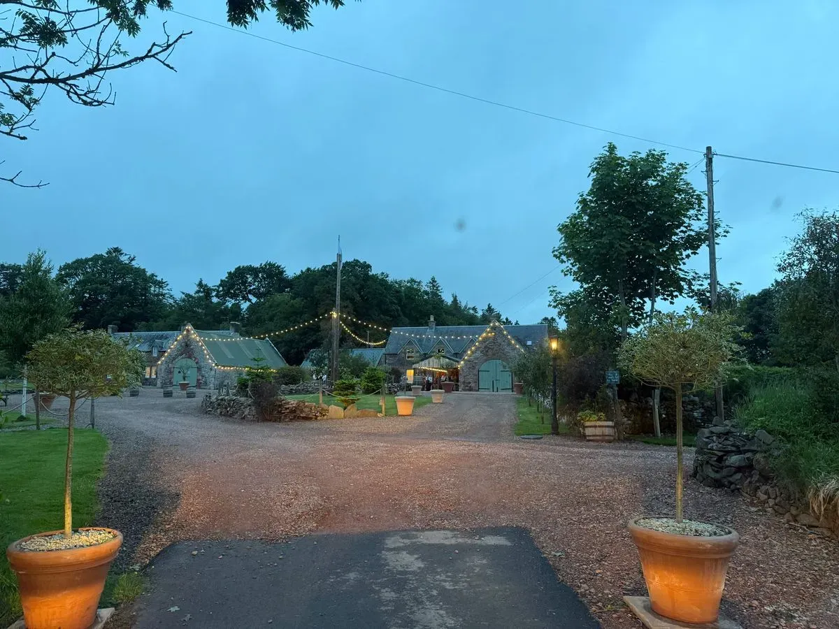 Descriptive text for the image