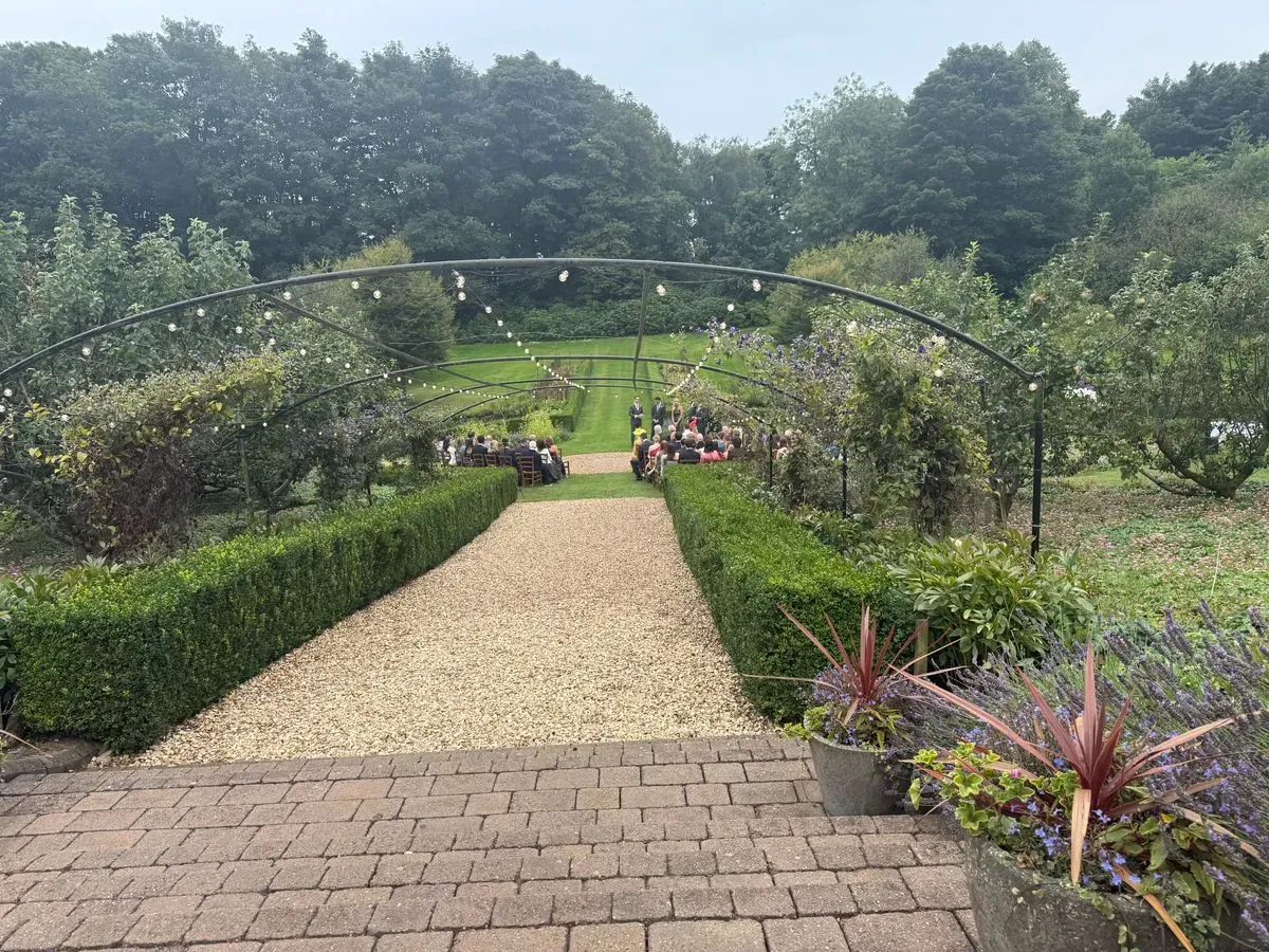 Descriptive text for the image