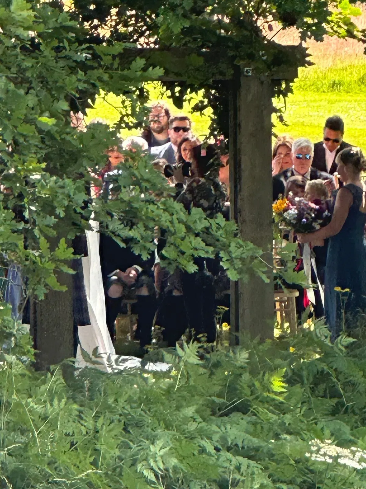 Descriptive text for the image