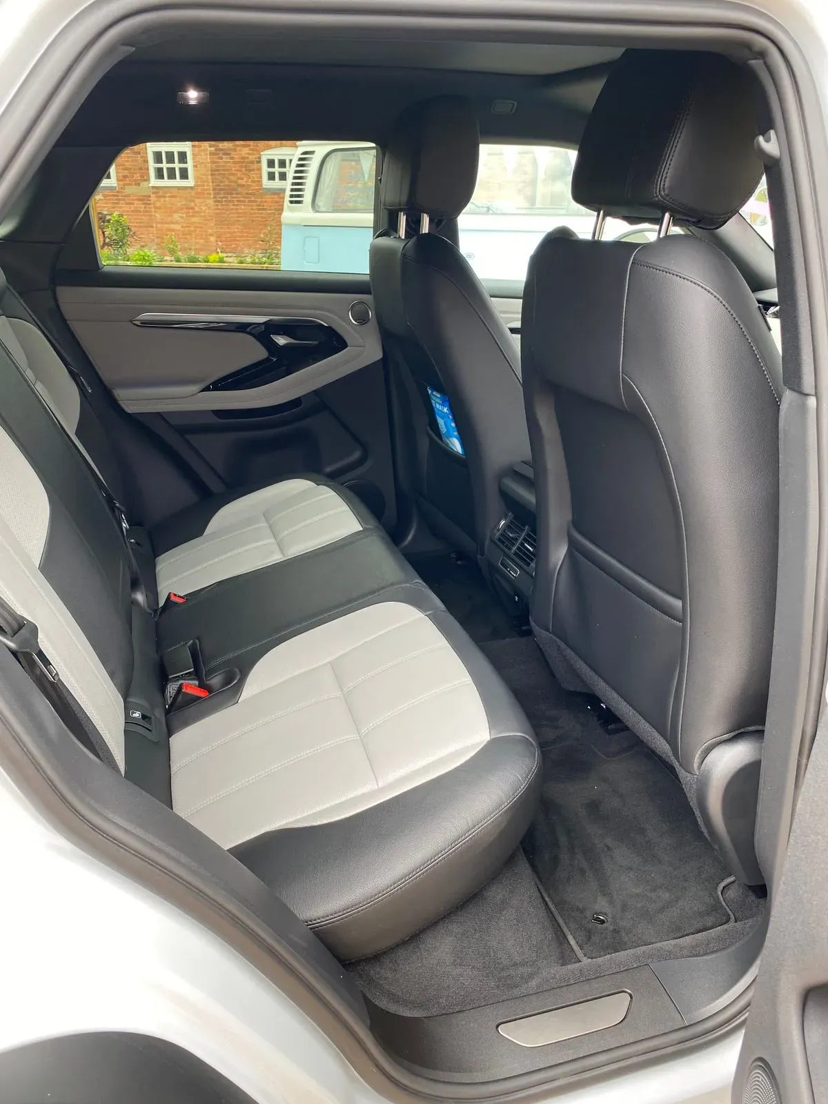 Descriptive text for the image