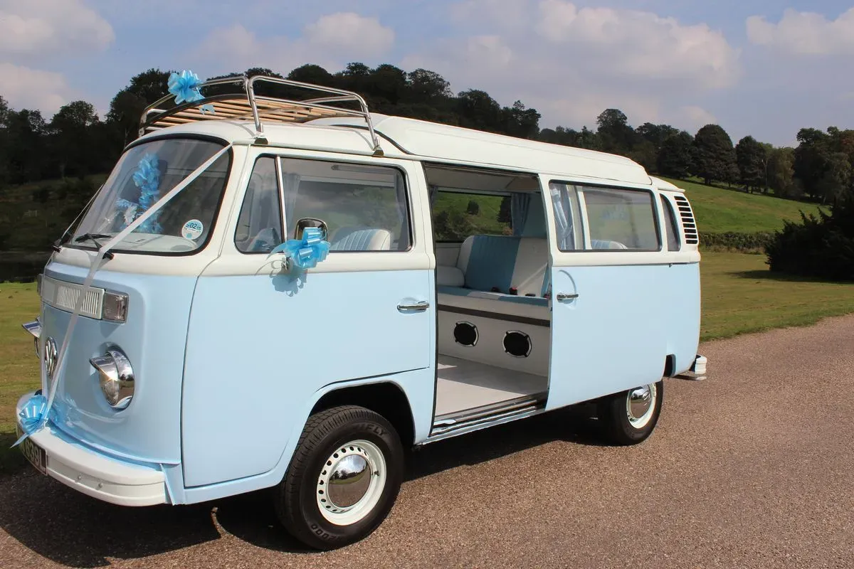 Vintage car hire for weddings image background image