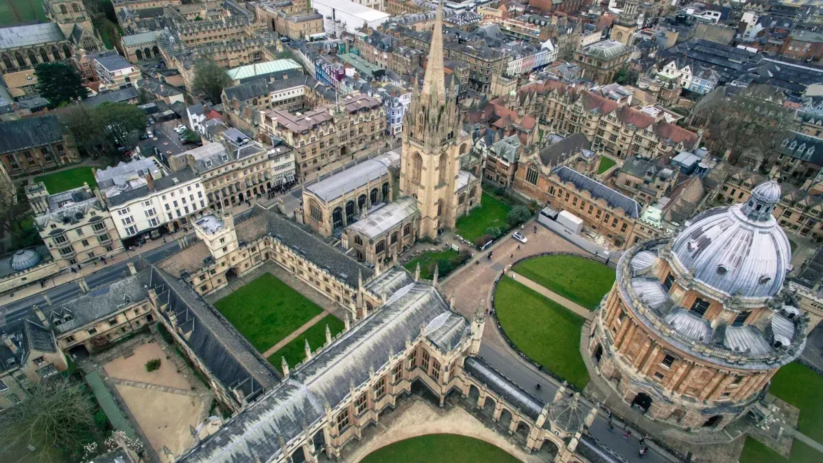 8226398815202-mvq2wg6gaksd6u5tb6da0q-university-of-oxford-01-1920x1080-1 thumbnail image