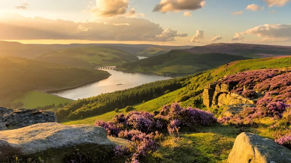 8226400150343-i95zmj03jd8l3izqmo1nc-Peak-District-iStock-840651604 thumbnail image