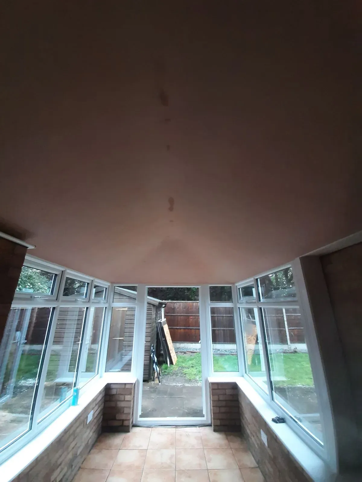 Damp Proofing image background image