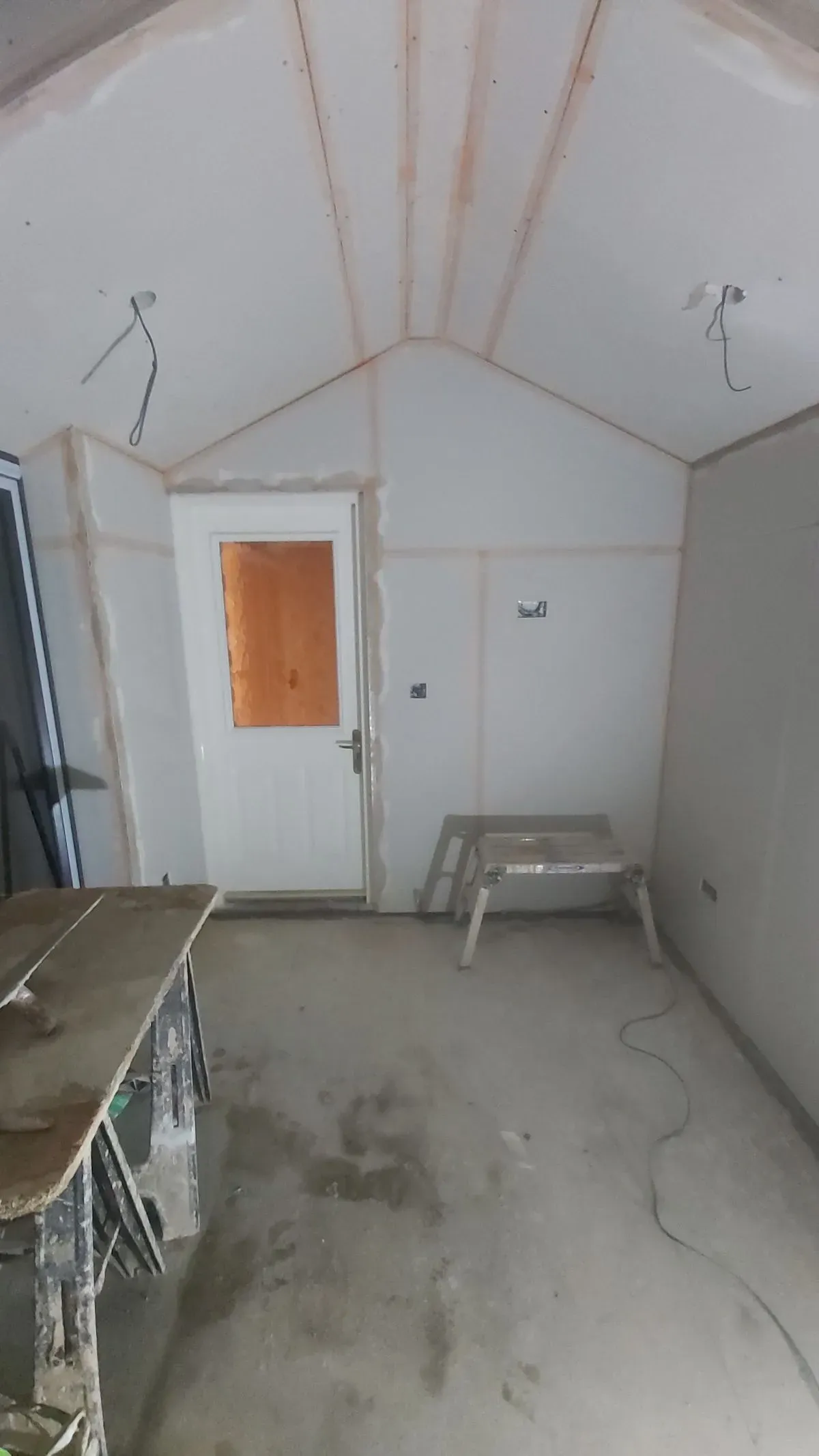Efficient screed application in a residential building in Great Gonerby