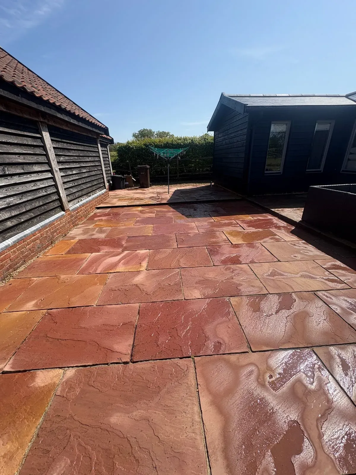 Descriptive text for the image