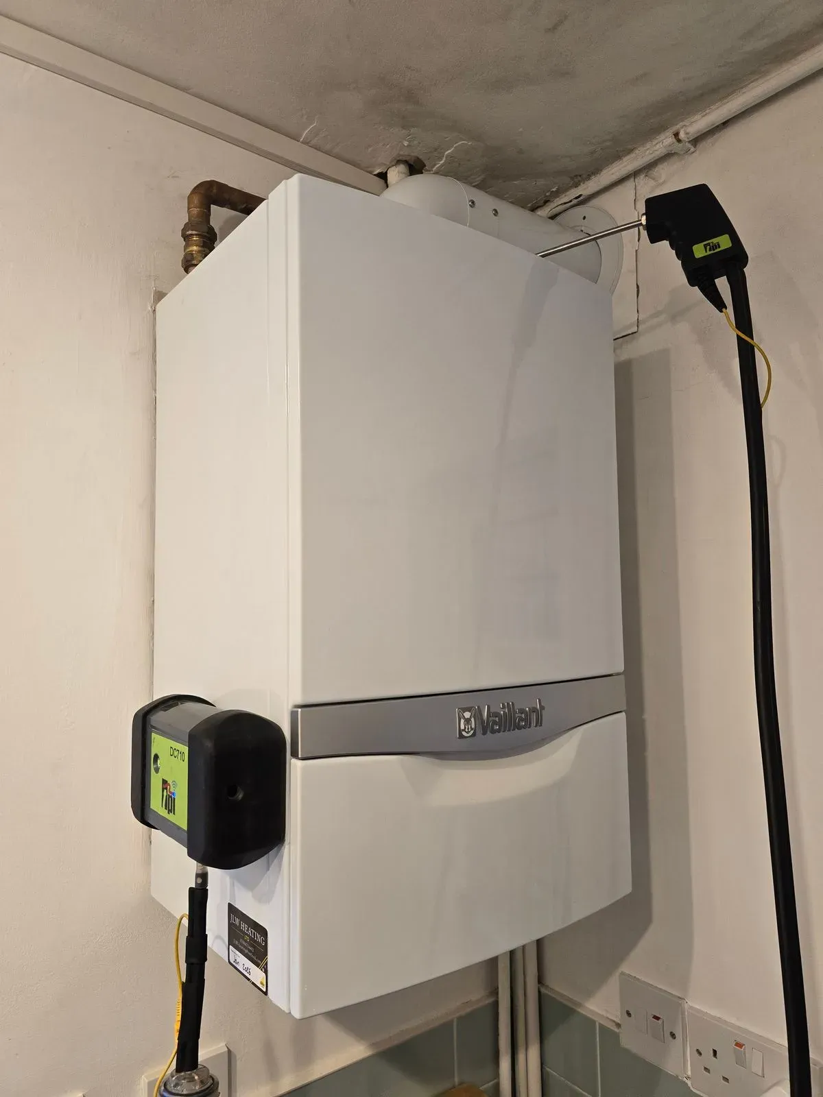 Boiler installation image background image