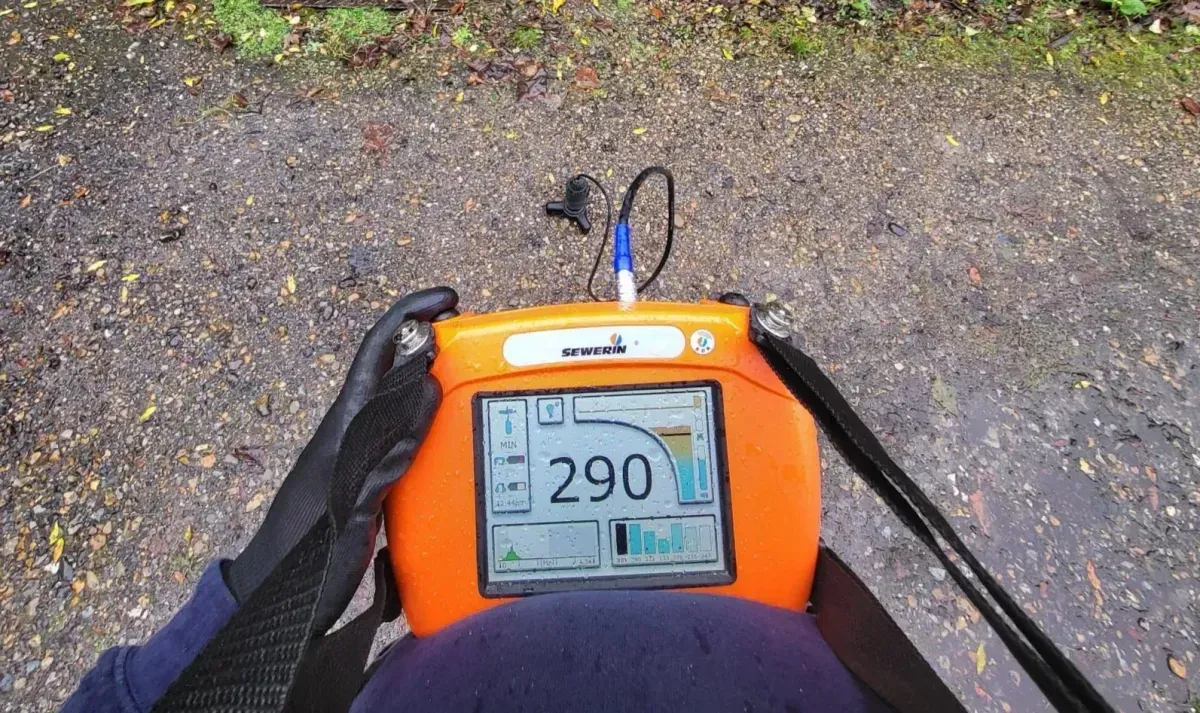 Acoustic Leak Detection image background image