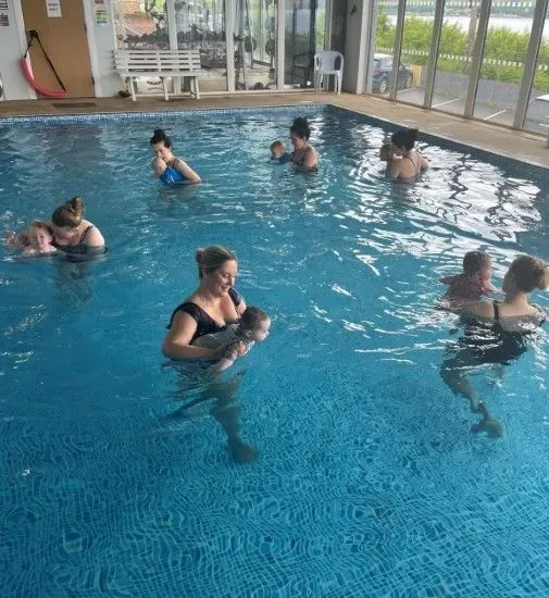 Advanced swimming techniques training image background image
