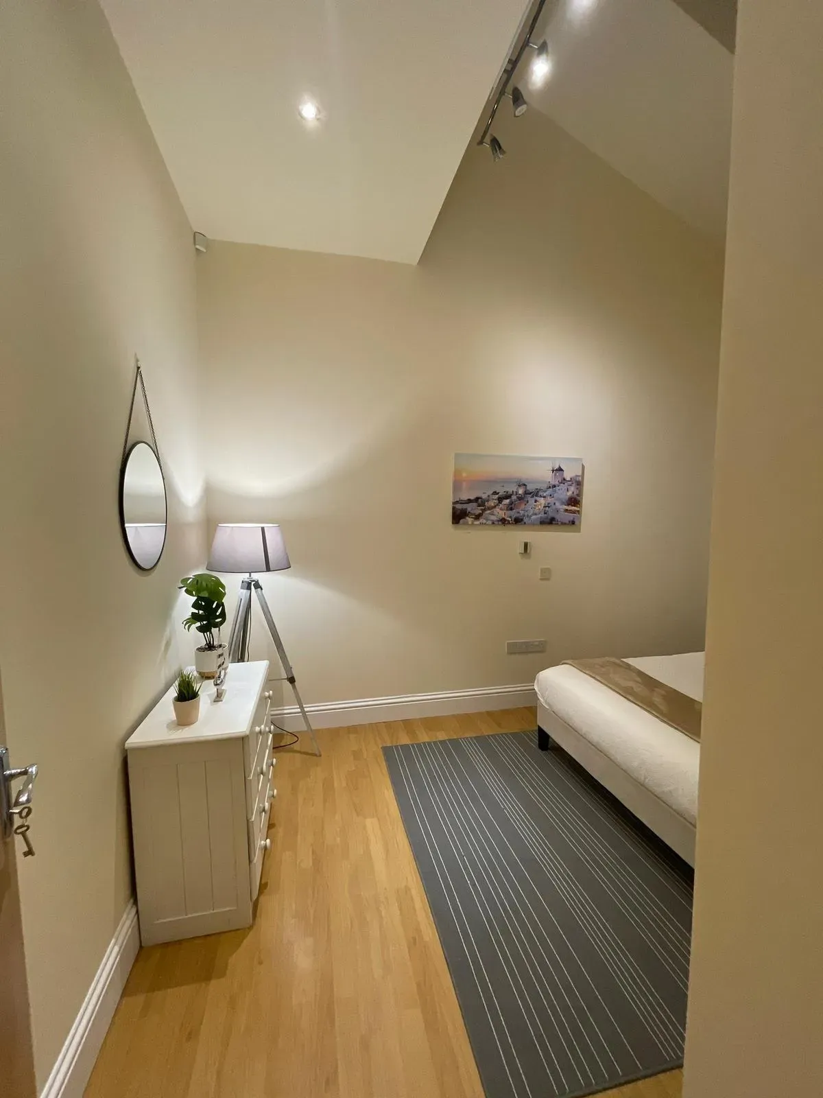 Descriptive text for the image