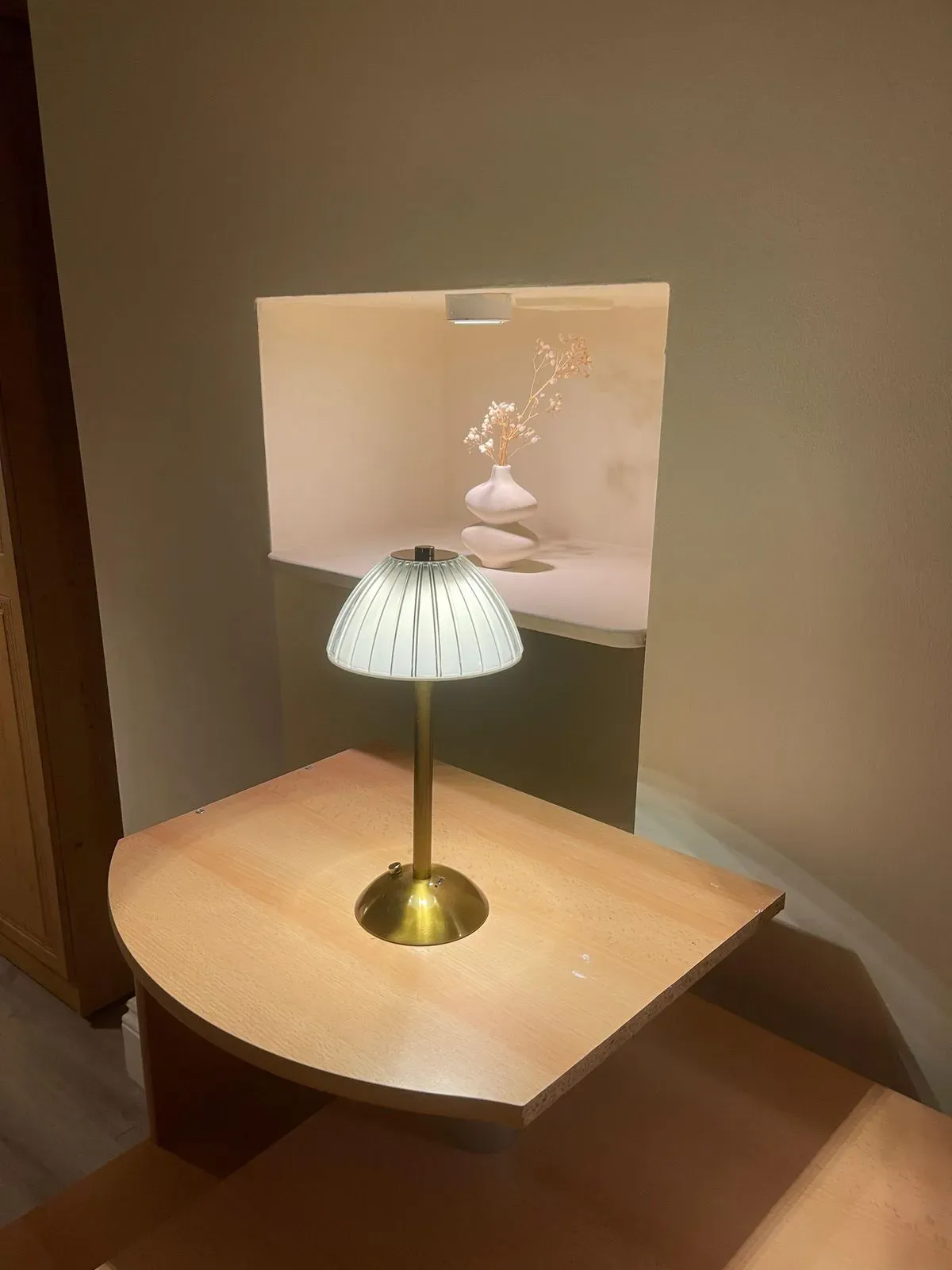 Descriptive text for the image