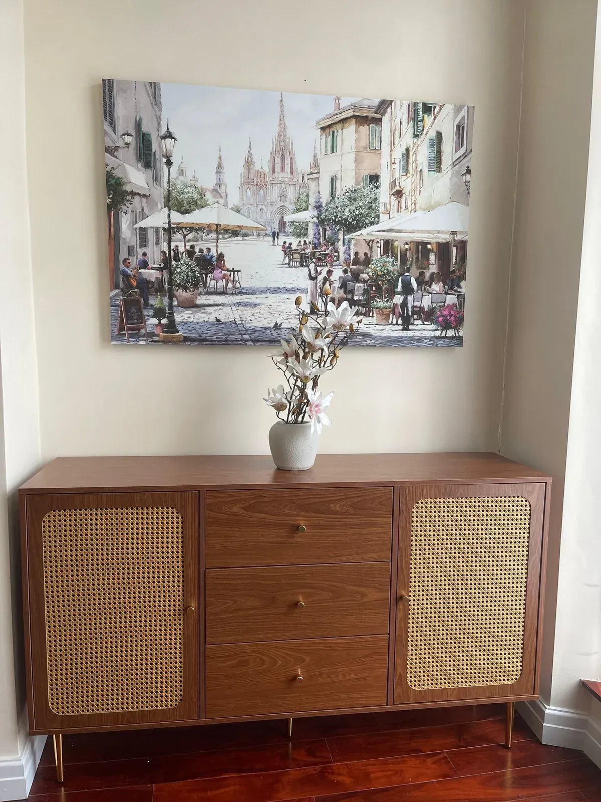 Descriptive text for the image