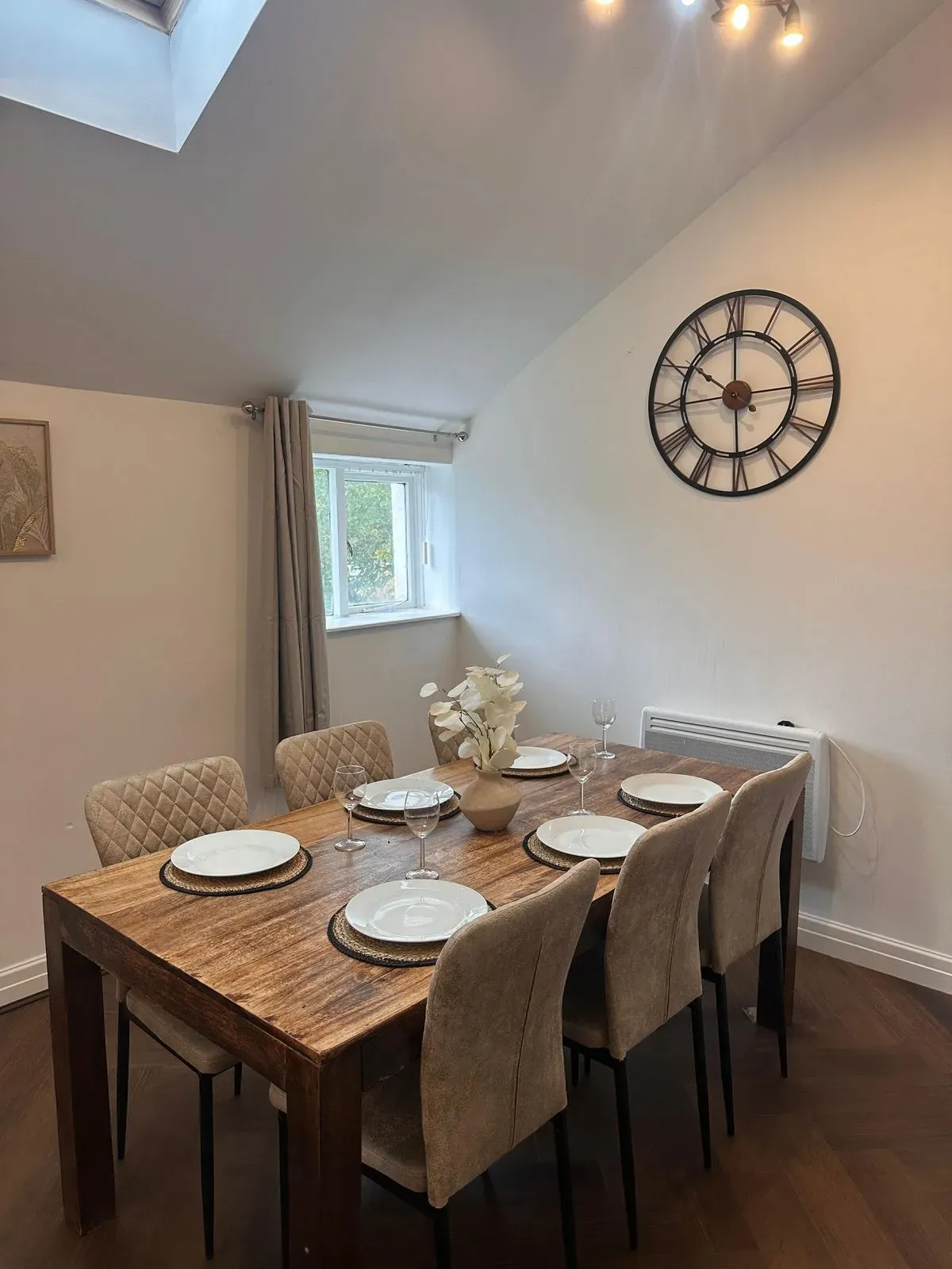 Descriptive text for the image