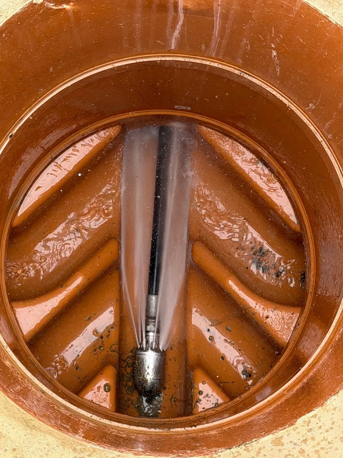 High-pressure water jetting image background image