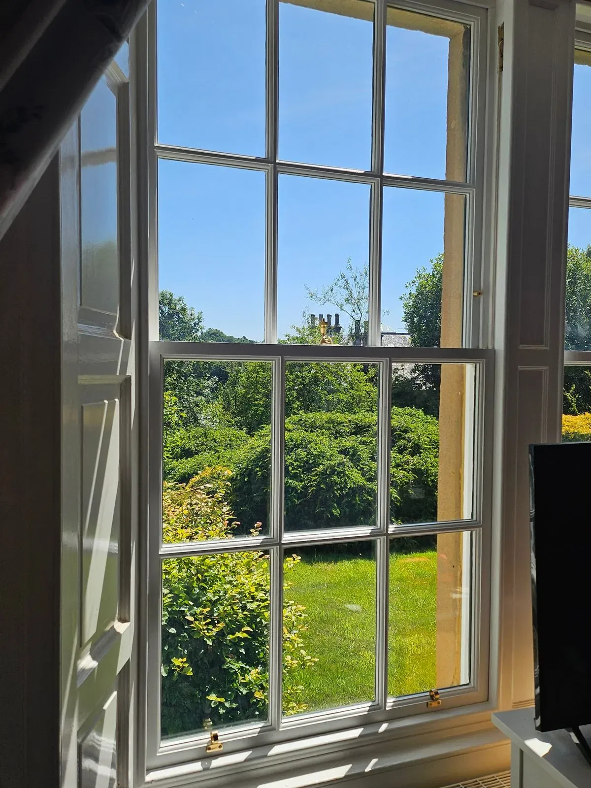 Custom window design image