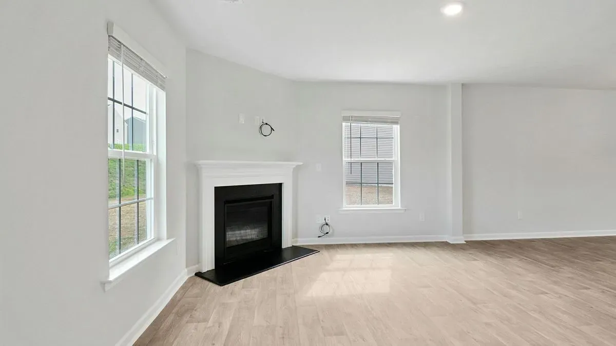 Before and after of a room painted by Valcos Handyman in Stanmore