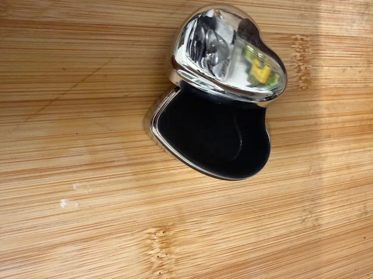 undefined thumbnail image