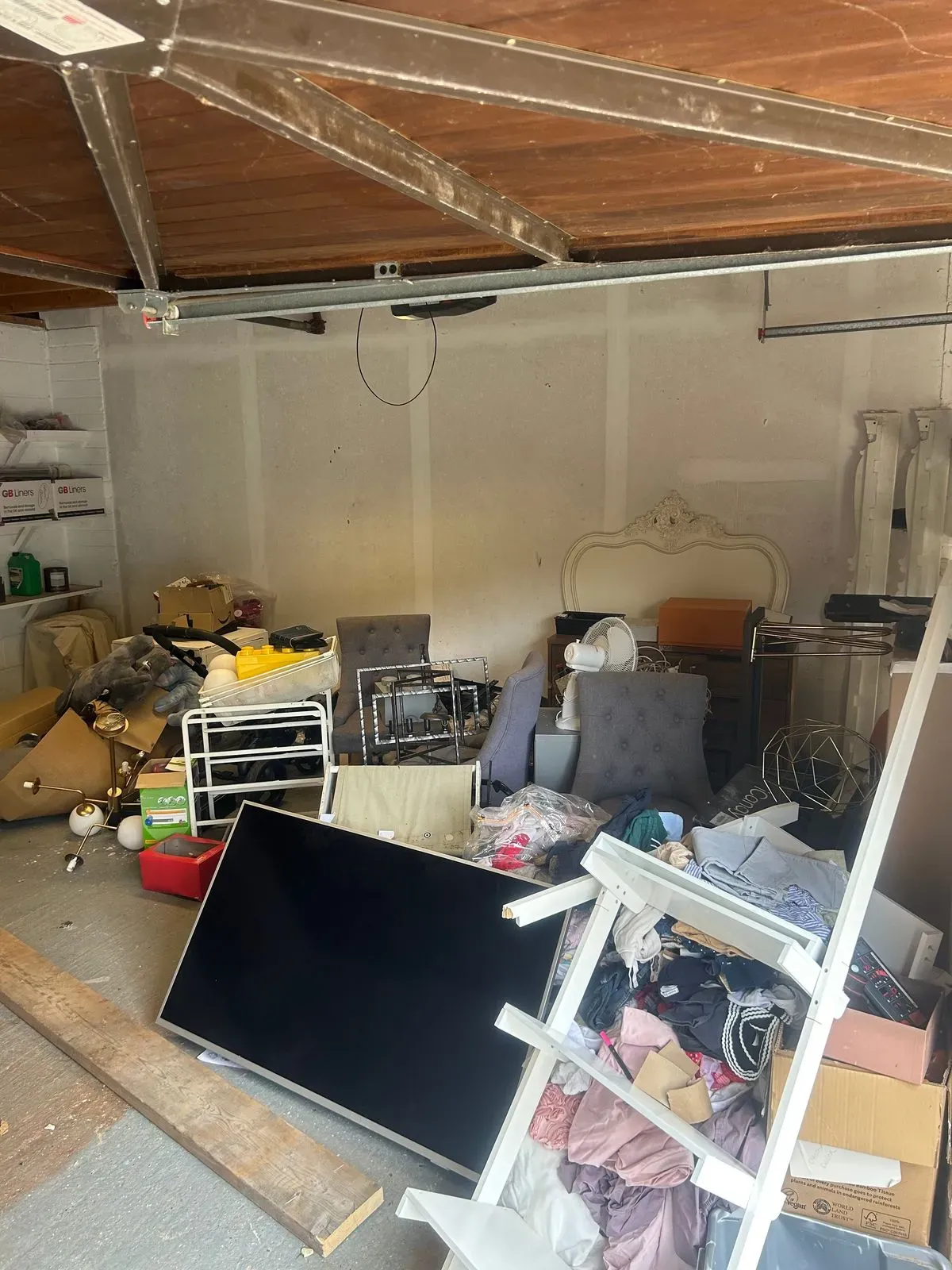 Electronic waste recycling image background image