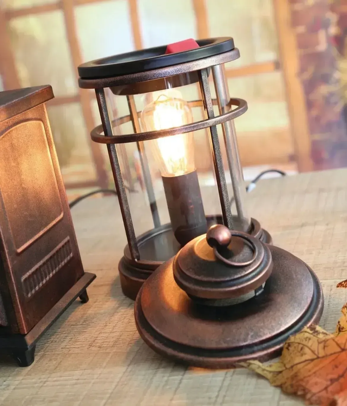 Electric and tea light burners image background image