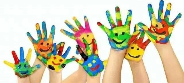 8213538435008-d5y8raog2v4b8f6mv7zjl4-images-EY collection background image