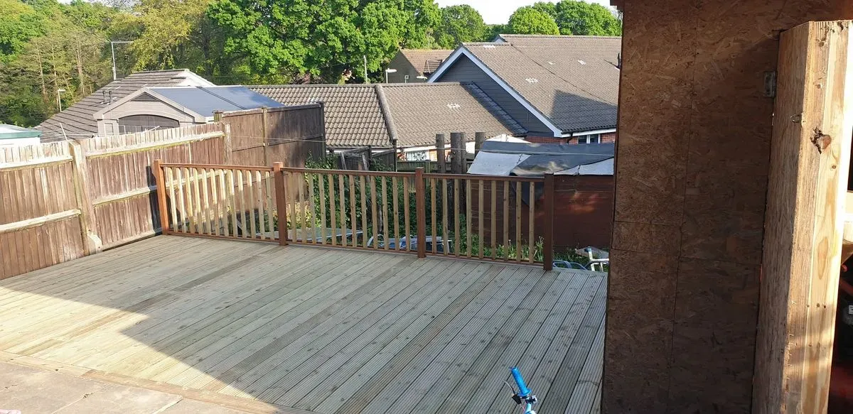 Before and after images of a renovation in Hedge End.