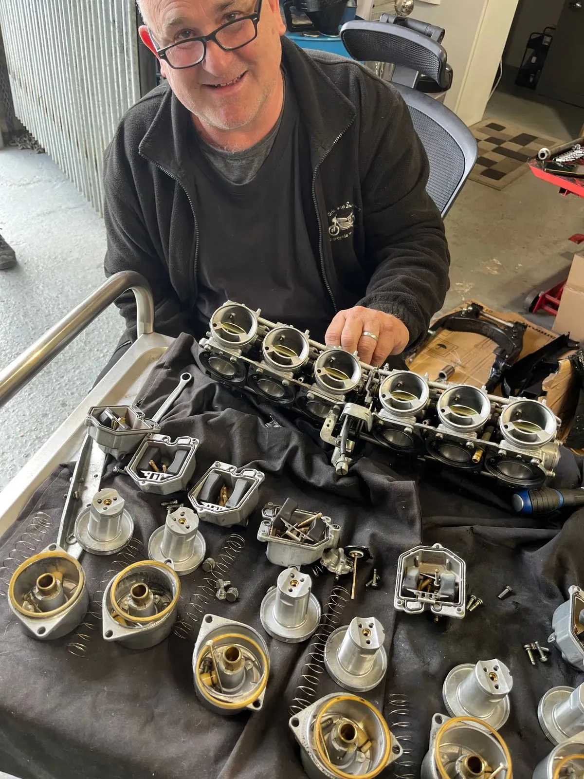 Motorbike Repairs image background image