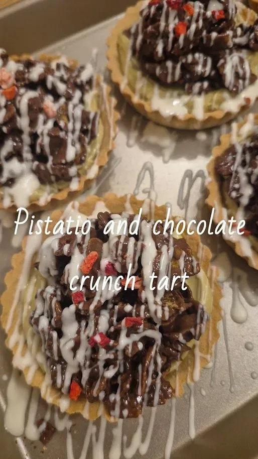 8228308186886-gtxu1mw8qd5xtyed9jihw-Pistatio-tart thumbnail image