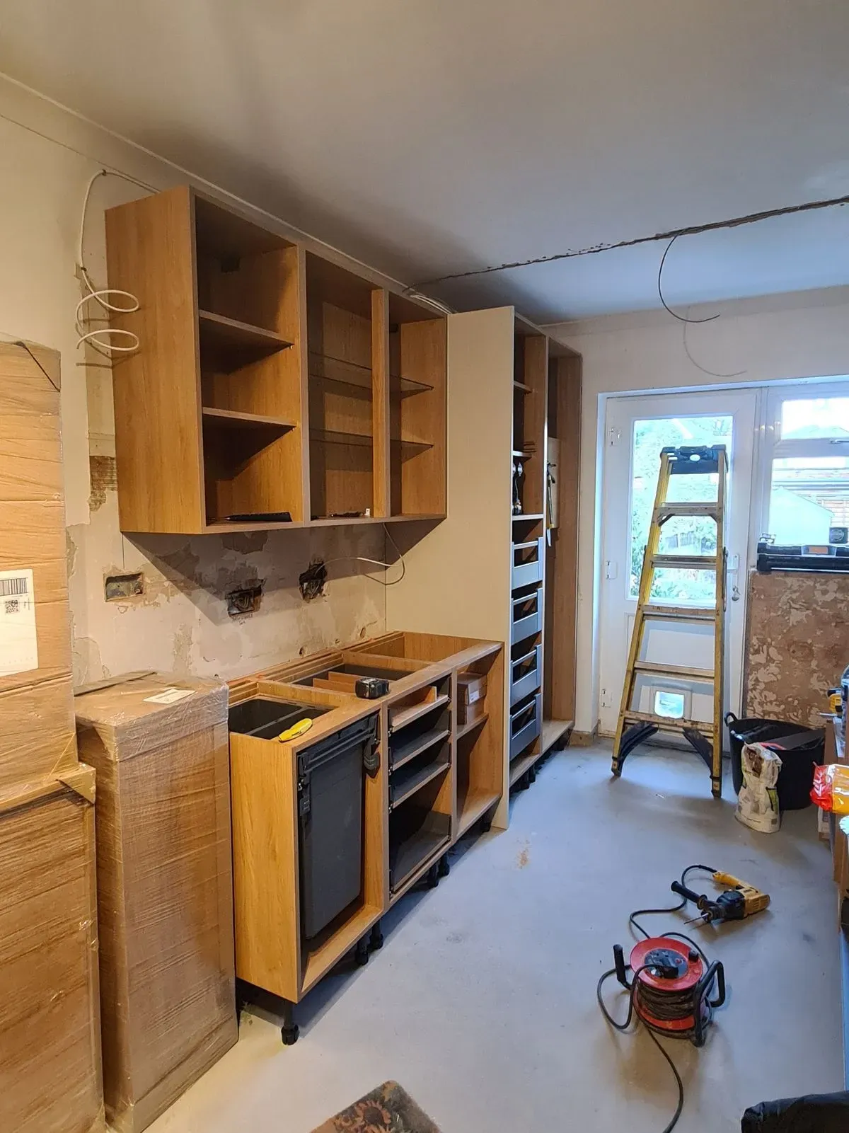 Kitchen installation image background image