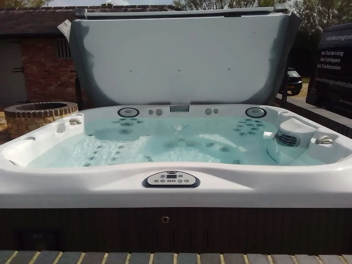 Hot tub repairs in Redditch underway